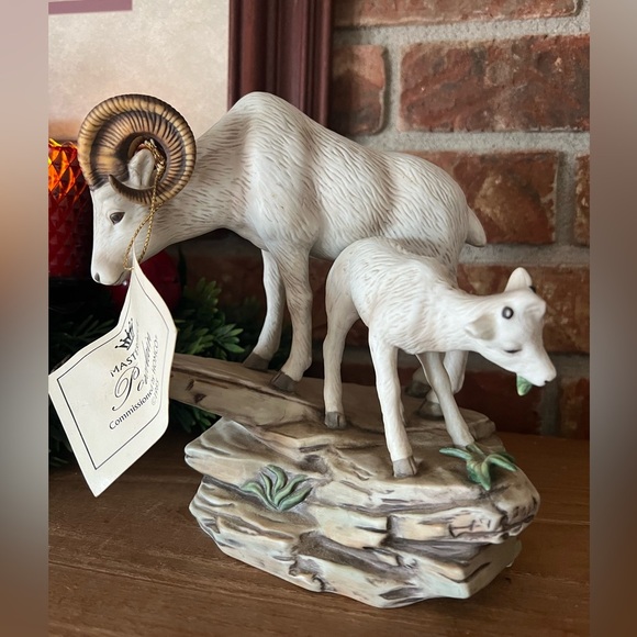 Rare Vintage 1984 HomcoMasterpiece Porcelain GoatStatue